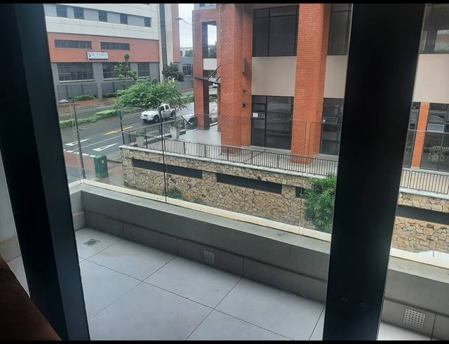 2 BEDROOM APARTMENT FOR SALE IN UMHLANGA RIDGE